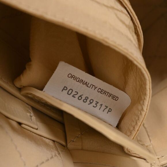 Bottega Veneta Maxi Cassette Belt Bag in Nude Leather - Picture 7 of 7